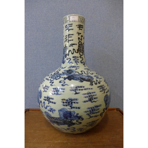 375 - A large Chinese blue and white porcelain vase