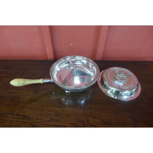 398 - A late Victorian plated warming/serving dish