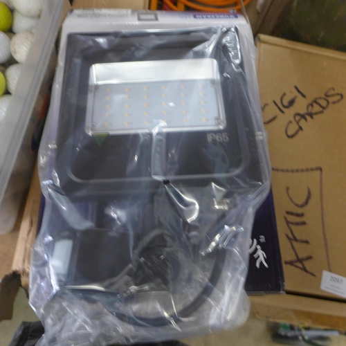 2089 - 3 LED spotlights - all boxed & unused