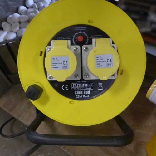 2109 - 110v Transformer & extension reel