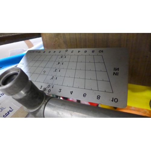 2113 - Laycock tracking bars x 2