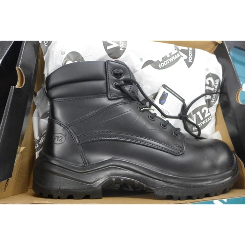 2136 - STS Viz size 9 safety boots - boxed & unused