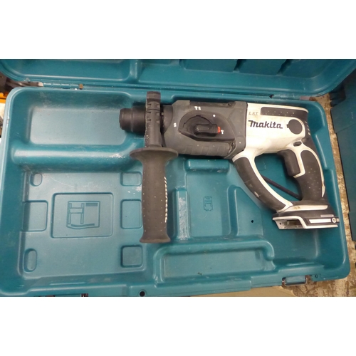 2139 - Makita DHR202 SDS hammer drill in case - no battery or charger - W