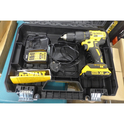 2141 - DeWalt (DCD778) 18v hammer drill with battery & charger in case - W