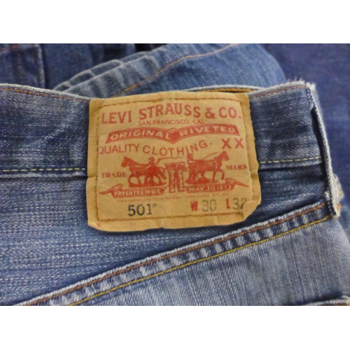 2188 - Bag of approx. 20 prs. of jeans including Levis, Ralph Lauren, French Connection, Wrangler, Jasper C... 