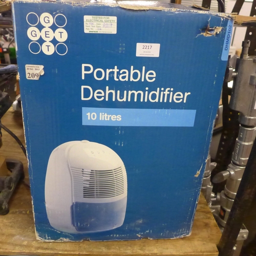 2217 - Get Portable de-humidifier - boxed