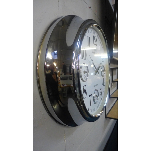 1495 - A chrome multi-dial clock