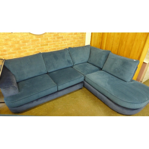 1527 - A petrol blue two tone velvet three seater corner sofa/chaise