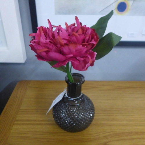 1459 - A magenta peony in a glass ball vase (50328001)   #