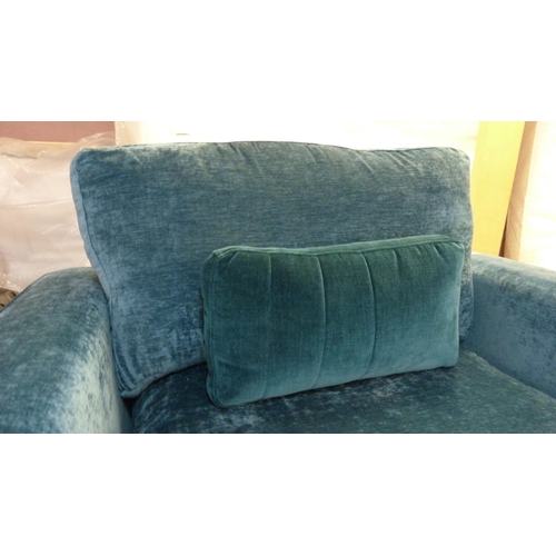 1466 - An Alice Blue Velvet loveseat