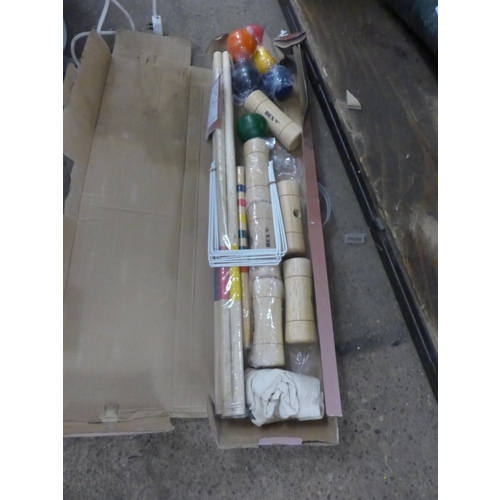 2220 - Croquet set - boxed