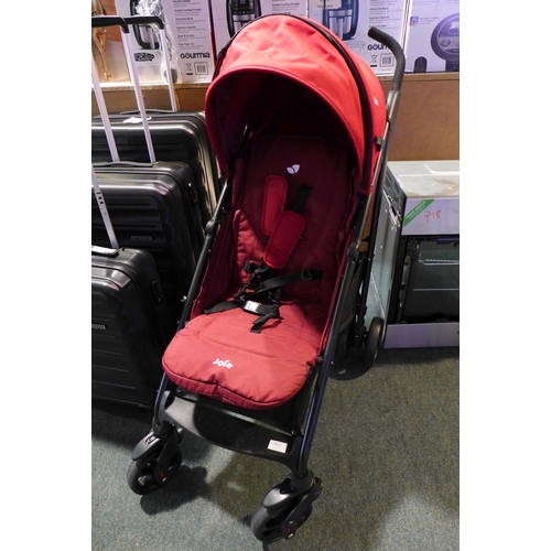 3037 - Joie Brisk Stroller - Cherry     (244-382)  * This Lot Is Subject To Vat