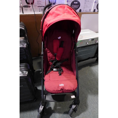 3037 - Joie Brisk Stroller - Cherry     (244-382)  * This Lot Is Subject To Vat