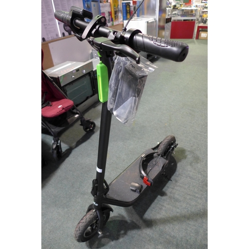 3041 - Li-Fe 350 Air electric scooter with charging lead