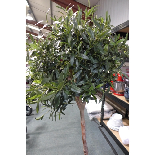 3045a - Artificial Olive Tree in Pot (243-76) * This lot is subject to VAT