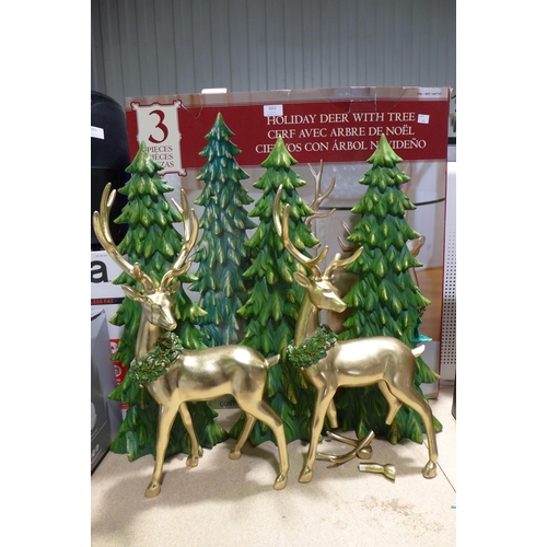 3052 - Set Of 2 Deers With Tree (244-291)  * This Lot Is Subject To Vat