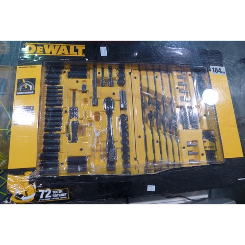 3123 - Dewalt Mechanics Tool Set 184P(244-292)  * This Lot Is Subject To Vat