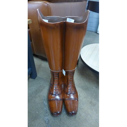 1337 - A pair of leather boots umbrella stand (CRT732)   #