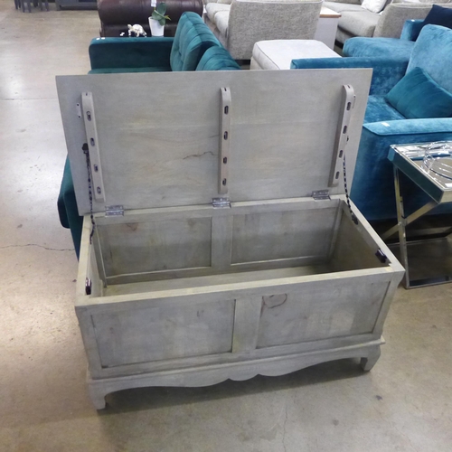 1483 - A grey washed timber blanket box *This lot is subject to VAT