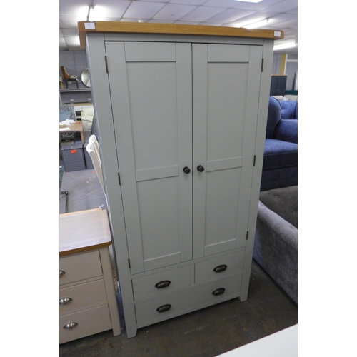 1550 - A Hampshire grey painted and oak large larder unit *This lot is subject to VAT