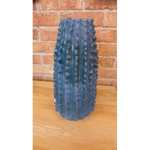 1562 - A Parlo cactus vase, H 37cms (505941339739418)   #