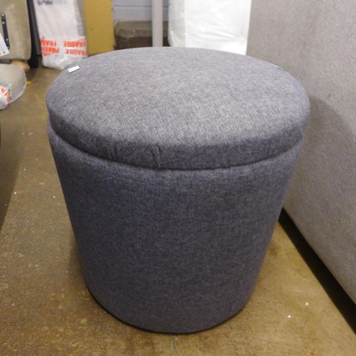 1607 - A grey upholstered footstool