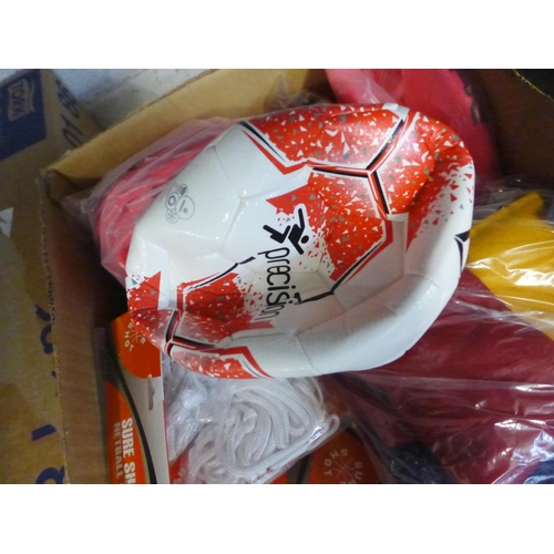 2251 - Bag of approx. 40 sports balls  *This lot is subject to VAT