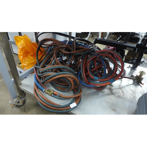 2423 - Gas & oxygen hoses