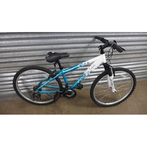 2457 - Lady's Apollo Twilight aluminium MTB