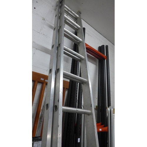 2473 - Double 12-rung ladder