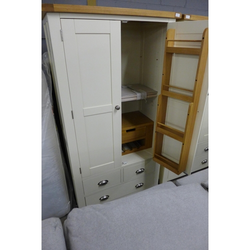 1613 - A Hampshire cream painted and oak large larder unit *This lot is subject to VAT