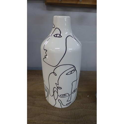 1368 - A Linework ceramic face vase, H 28cms (90594418)   #