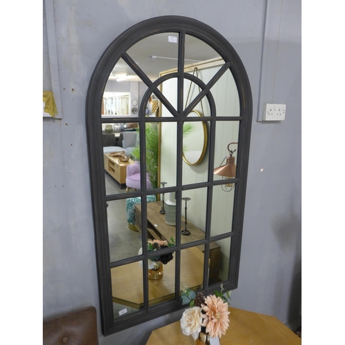 1460 - A large rustic black arched window mirror, H140cms x W80cms (M40172)   #