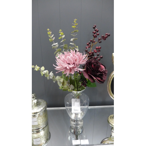 1496 - A rose and chrysanthemum arrangement in a glass vase (55253710)   #