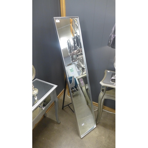 1499 - A silver framed cheval dressing mirror, H 151cms (M39929)   #