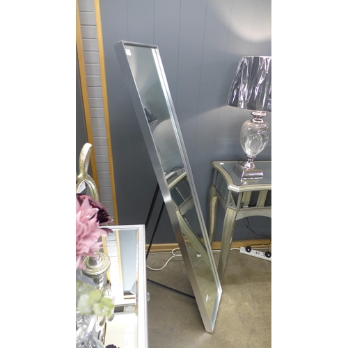 1499 - A silver framed cheval dressing mirror, H 151cms (M39929)   #