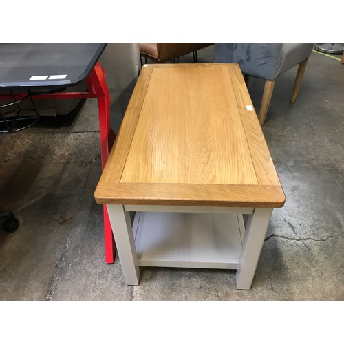 1518 - A Portland oak and painted coffee table