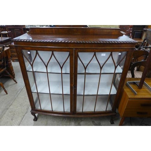 115 - A mahogany two door display cabinet