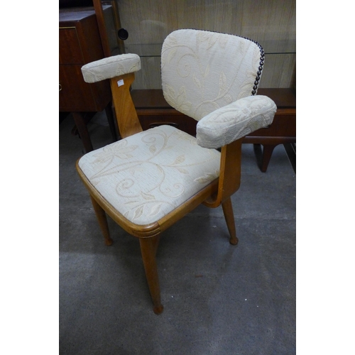 95 - A beech desk chair