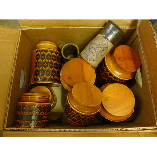 1217 - Hornsea Heirloom storage jars and two stoneware jars **PLEASE NOTE THIS LOT IS NOT ELIGIBLE FOR POST... 