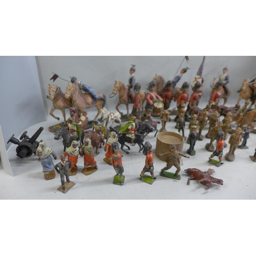 1223 - A collection of vintage soldiers, etc.