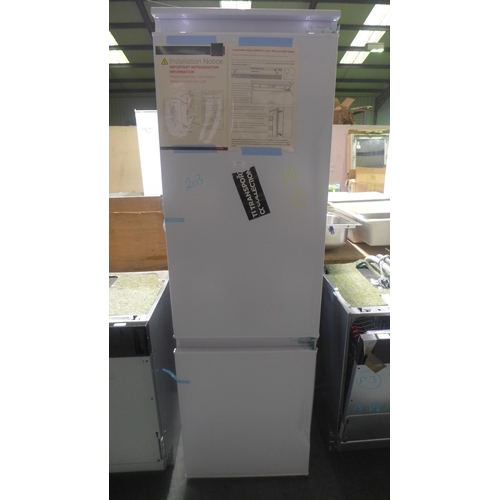 3032 - CDA 70/30 Fridge Freezer Model: MFC701 * This Lot Is Subject To Vat