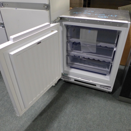 3105 - CDA Built-In Under Counter Freezer Model: FW284 * This Lot Is Subject To Vat