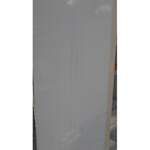 3118 - Hoover Integrated 70/30 Fridge Freezer (H1848Xw540XD540) * This Lot Is Subject To Vat