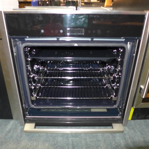 3148 - Neff Single Multifunction Variosteam Pyrolytic Oven - Stainless Steel (H595Xw596XD548) * This Lot Is... 