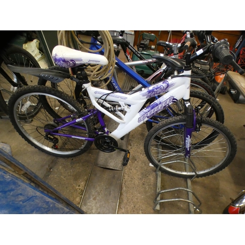 2063 - Avigo white Pandora full suspension MTB