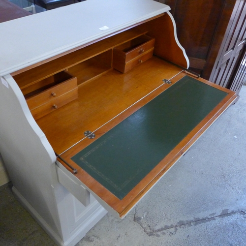 1753 - A painted reproduction bureau