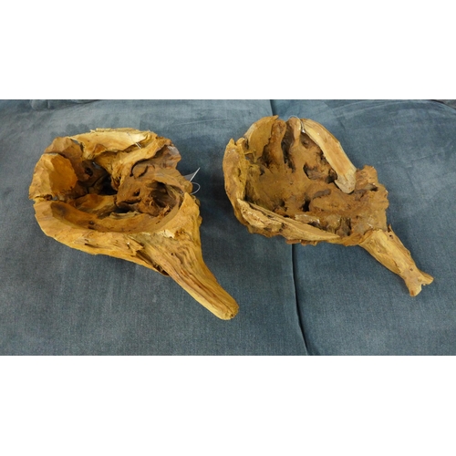 1519 - A pair of Besp-Oak teak fruit bowls