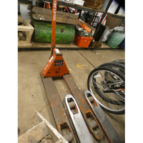 2397 - Rolatruck pallet truck - W