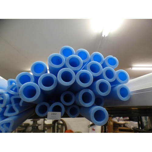 2402 - 24 x 2mtr lengths of pipe insulation